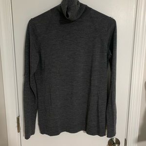 Dark Gray BR Turtleneck, M